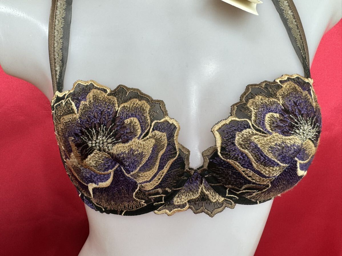 ℳ. ワコール スタディオファイブ プラチナ 7230 D70&ショーツM GR