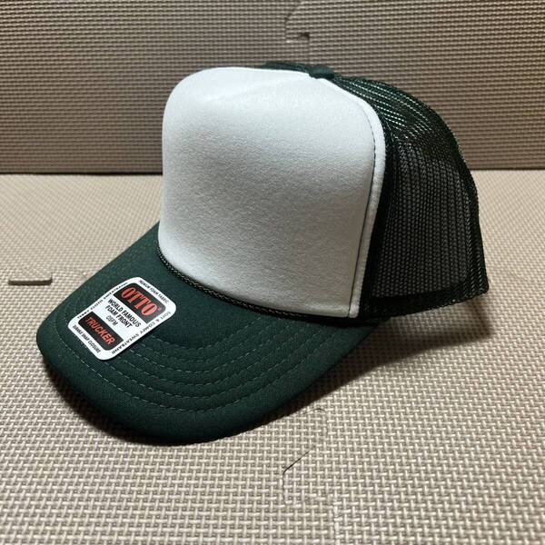 新品未使用 OTTO メッシュキャップのツートンダークグリーン