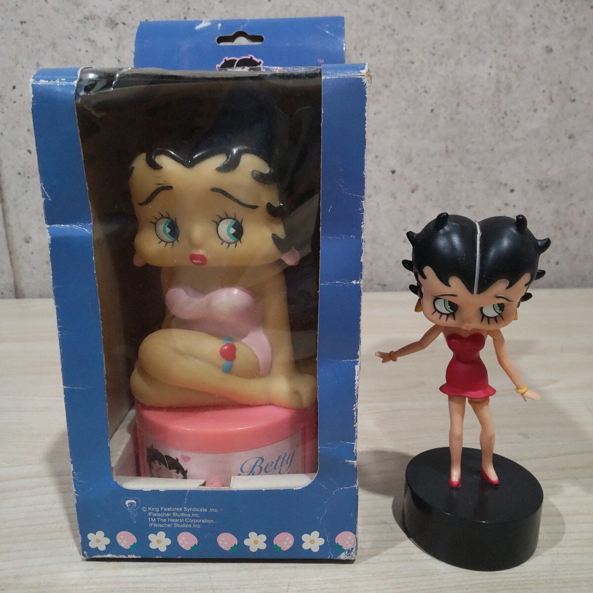 【2体】BETTY BOOPのBOBBLE HEAD チアリーダー イブニング フィギュア 人形 ベティ Betty