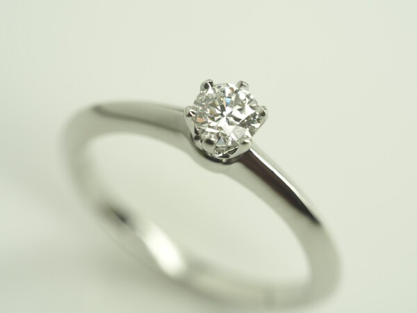 R065 TIFFANY&Co. ティファニー ソリテール天然ダイヤモンドリング 指輪 Pt950 7号 ダイヤモンド直径3.7mm
