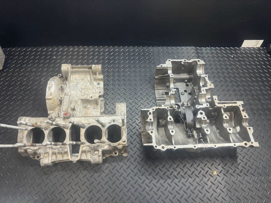 CB750F RC01E クランクケース(124)