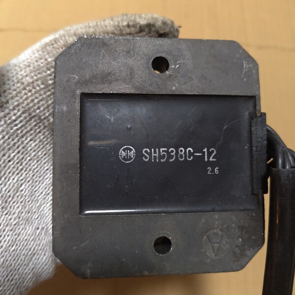 40814 ホンダVT 600 レギュレター イグナイター CDI ECU PGM-DCTユニット レクチファイア 実働取外し 純正 中古