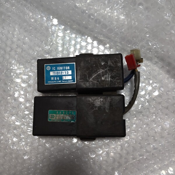 40819 ホンダ VF1000R レギュレター イグナイター CDI ECU PGM-DCTユニット レクチファイア 実働取外し 純正 中古