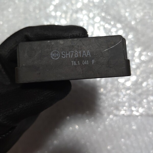2 40825 cbr250r レギュレター イグナイター CDI ECU PGM-DCTユニット レクチファイア 実働取外し 純正 中古