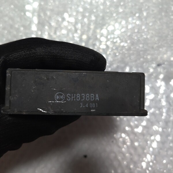 1 40825 Z250 レギュレター イグナイター CDI ECU PGM-DCTユニット レクチファイア 実働取外し 純正 中古