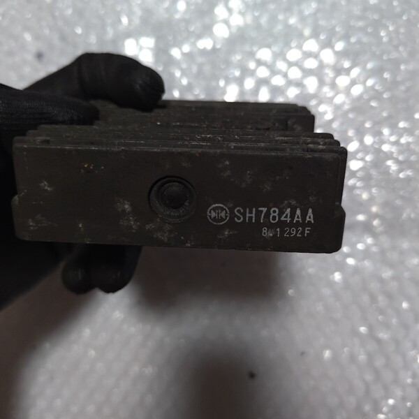 2 40825 VTR250FI レギュレター イグナイター CDI ECU PGM-DCTユニット レクチファイア 実働取外し 純正 中古