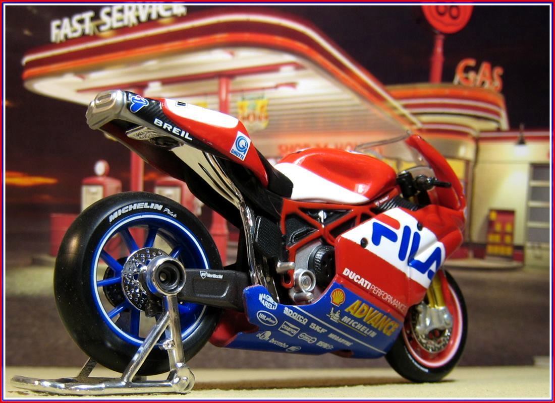 2025年最新】Yahoo!オークション -ducati 999(ミニカー)の中古品 2025年最新】Yahoo!オークション -ducati 999(ミニカー)の中古品