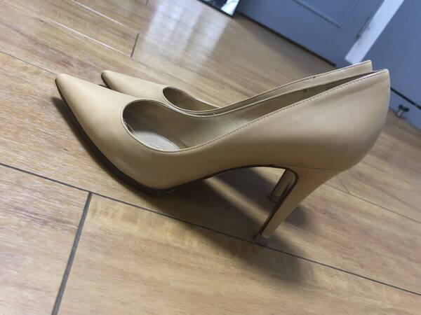 Sergio Rossi ベージュ パンプス 36 9cmヒール
