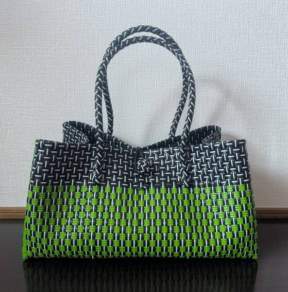 プラカゴ 横長 舟型 トートバッグ ハンドメイド 軽量 かごバッグ パサール キミドリ ブラック