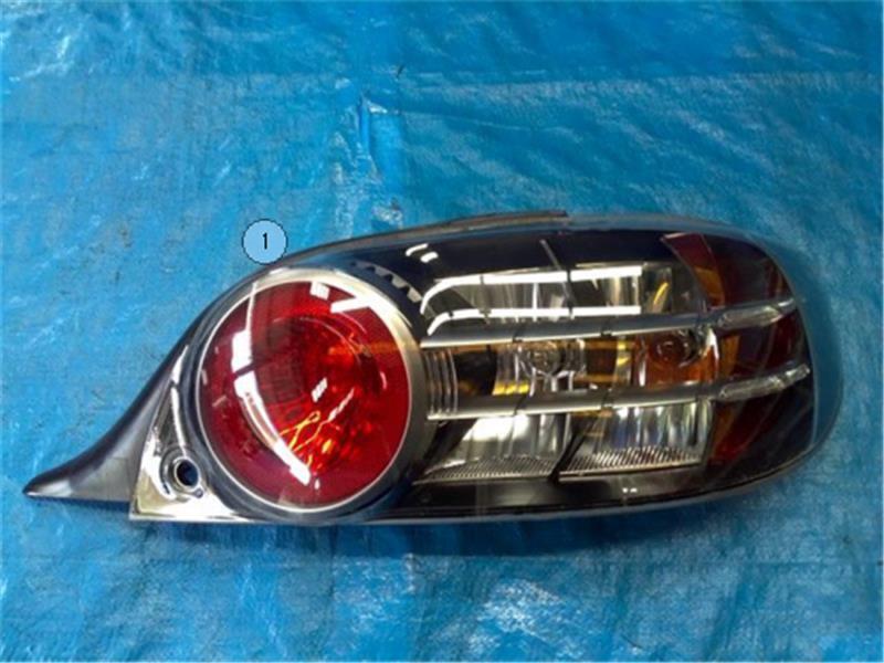 マツダ 純正 RX8 《 SE3P 》 右テールランプ P70300-24008960