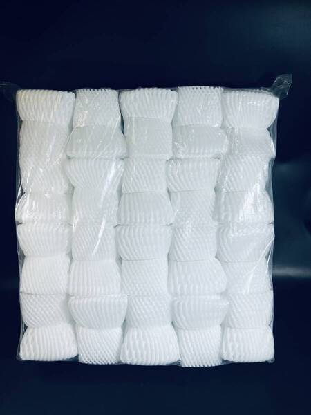 【フルーツキャップ 小袋】 WS100 白 100枚 緩衝材 クッション 包装 果物 桃 農業資材 梱包材料