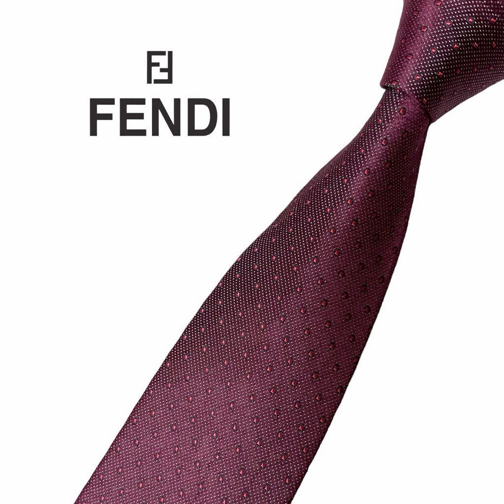 極美品　FENDI フェンディ　ネクタイ　ズッカ柄　FFロゴ　ワインレッド 極美品 FENDI フェンディ ネクタイ ズッカ柄 FFロゴ ワイン
