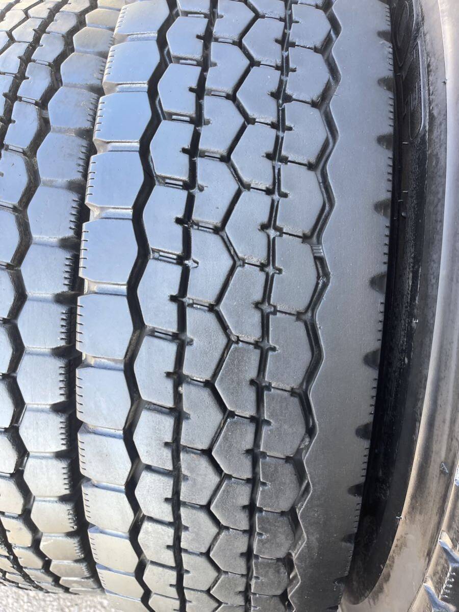 225/90R17.5 225 90 17.5 DUNLOP SP670 ミックス タイヤ 4トン 増トン 16年 17年製 6本値段 225/90R17.5 225 90 17.5 DUNLOP SP670 ミックス タイヤ 4トン 増トン 16年 17年製 6本値段