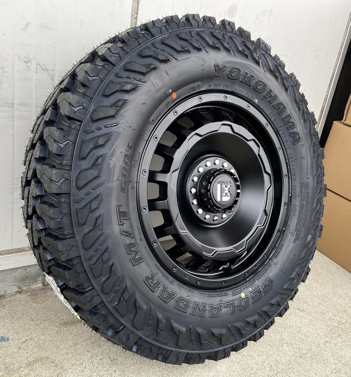 JL JK ラングラー(ルビコン サハラ) 17インチ タイヤホイール 4本セット SwaGGer ヨコハマ ジオランダー MT G003 265/70R17 285/70R17 JL JK ラングラー(ルビコン サハラ) 17インチ タイヤホイール 4本セット SwaGGer ヨコハマ ジオランダー MT G003 265/70R17 285/70R17