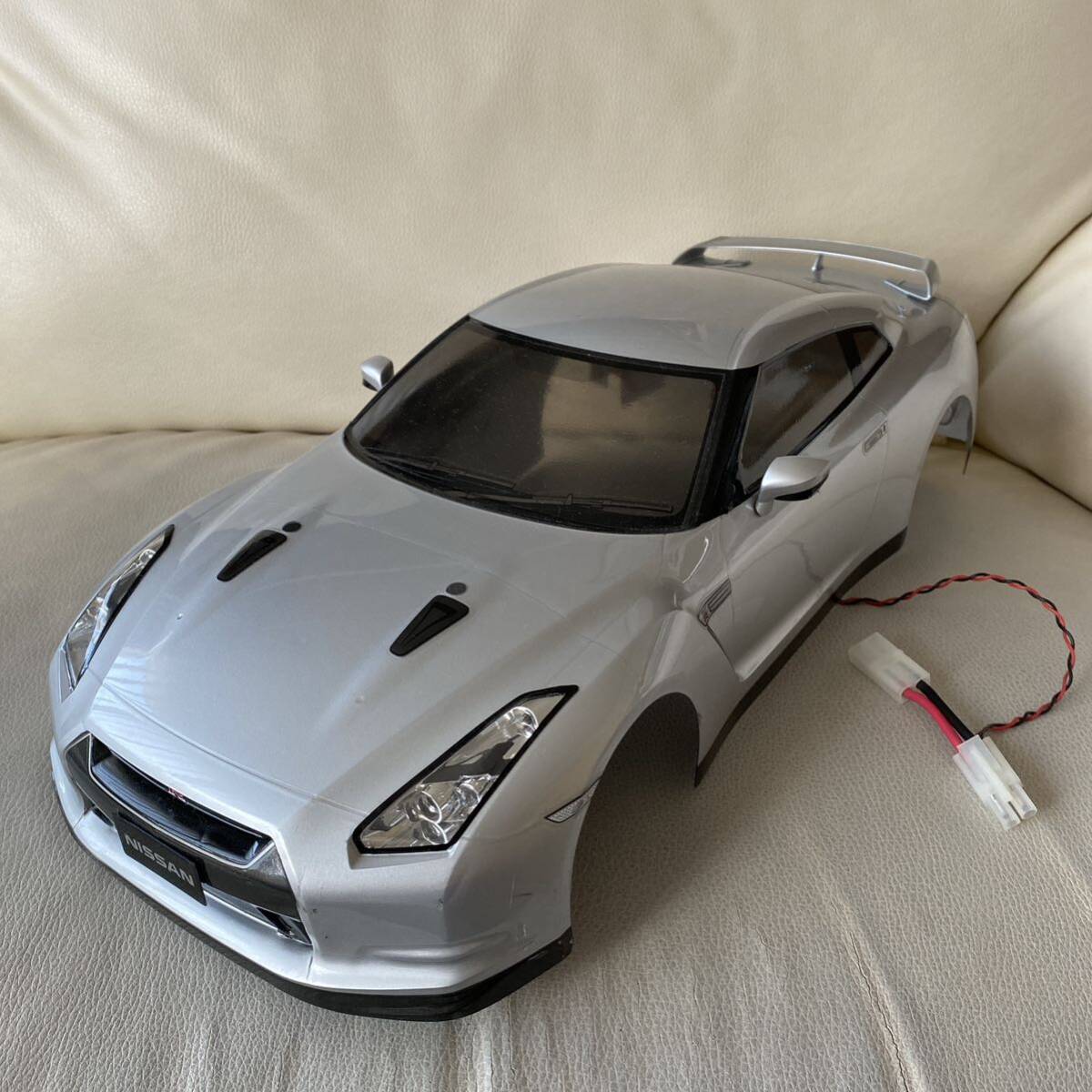 Amazon.co.jp: タミヤ 1/10 XBシリーズ No.79 XB NISSAN GT-R (TT-01 TYPE-E) 2.4GHz  プロポ付き塗装済み完成品 57779 : おもちゃ