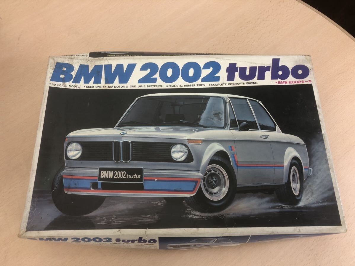 素敵でユニークな 2002 BMW 1/20 バンダイ ターボ 中古 BANDAI プラモデル 未組立 自動車