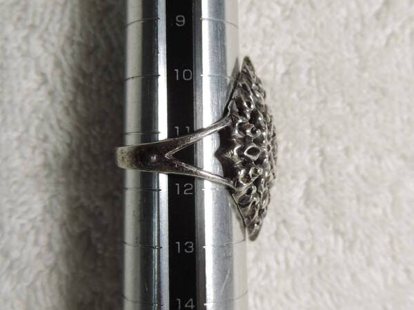 【質問欄より値下げ交渉可】ヴィンテージ リング レディース指輪・925刻印有り・中古美品・11号・約4.80g