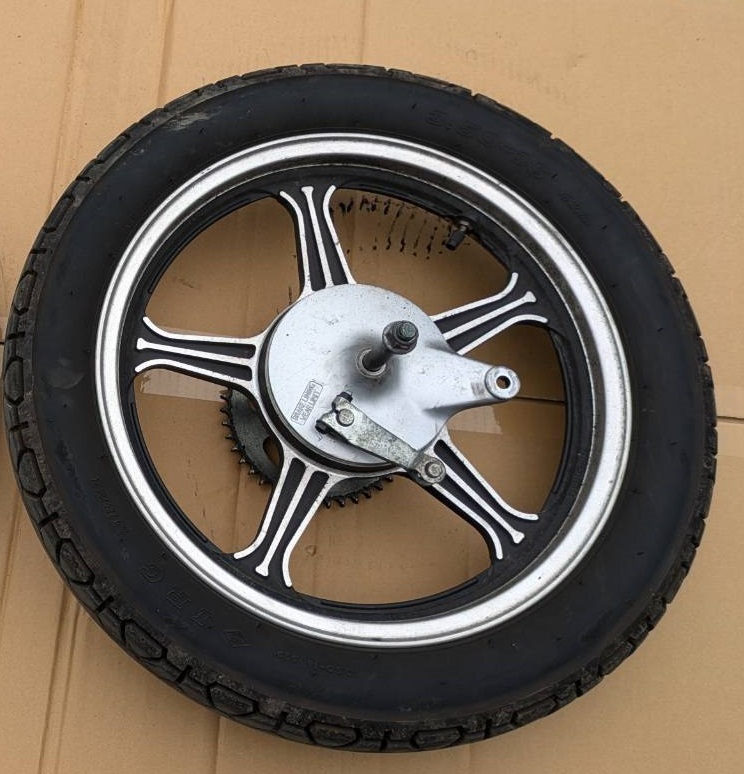 Yahoo!オークション -「gn125 ホイール」の落札相場・落札価格 Yahoo!オークション -「gn125 ホイール」の落札相場・落札価格