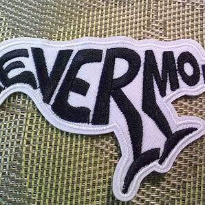 白黒鴉NM■新品 「Nevermore(二度とない)」 刺繍 ワッペン■ Queen カラス エドガー・アラン・ポー 詩◆自動車 バイク レース◇