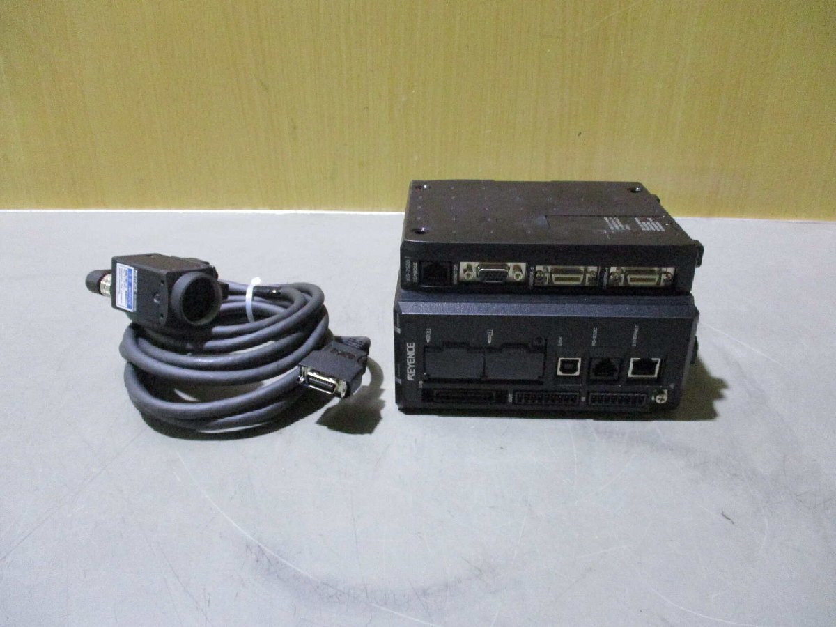 中古 KEYENCE XG-7500/CA-CH3L デジタル画像センサ (AAQR60802B070)