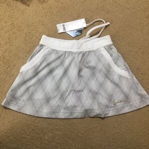 【送料無料】スリクソン(SRIXON)スコート Mサイズ 新品 SDK-2486W ホワイト