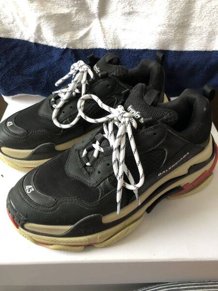 中古 43 バレンシアガ トリプルS BALENCIAGA