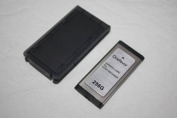 送料無料! ONEFAVOR 美品 SXSメモリーカード(256GB) (検索:SONY SBP-256E互換、SDカード、XDCAM、PXW-、PMW-、HXR-、AG-AC、AJ-PX)