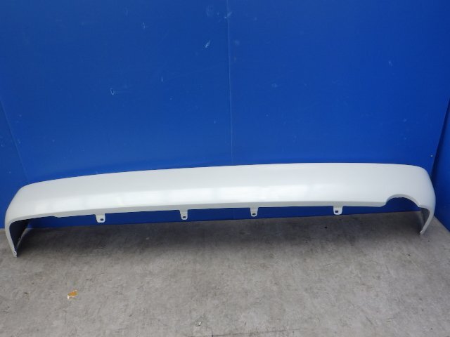 ●【E】トヨタ純正 リアバンパー 52159-26340 TRH200 ハイエース 200系 ワイド レジアスエース
