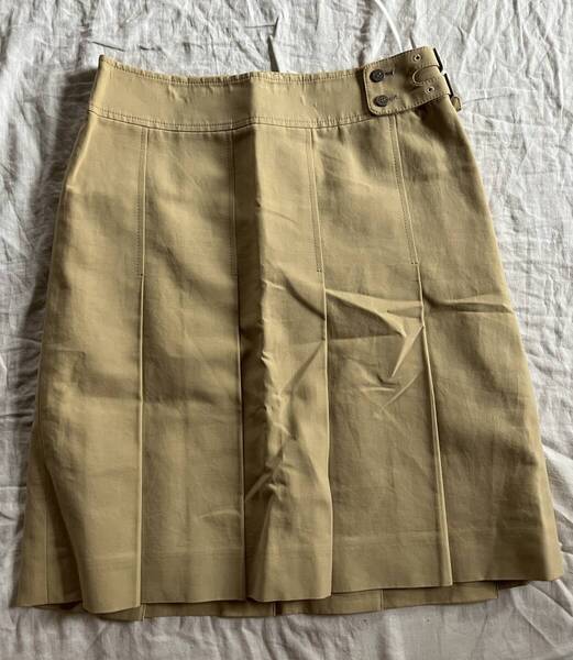 BURBERRY LONDON /バーバリーロンドン ミディ丈 フレアスカート ベージュ系 40サイズ 定番