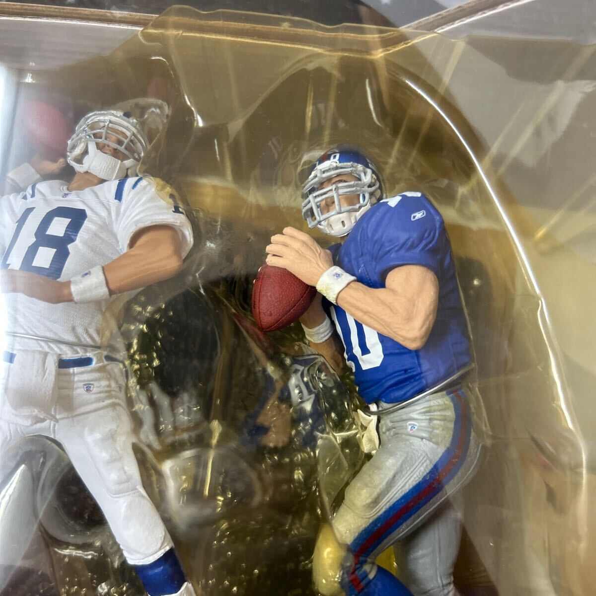 NFL McFarlane 2004 Series 4 Deluxe 2Pack The Manning Brothets Payton Manning/Eli Manning マクファーレン マニング兄弟フィギュア NFL McFarlane 2004 Series 4 Deluxe 2Pack The Manning Brothets Payton Manning/Eli Manning マクファーレン マニング兄弟フィギュア