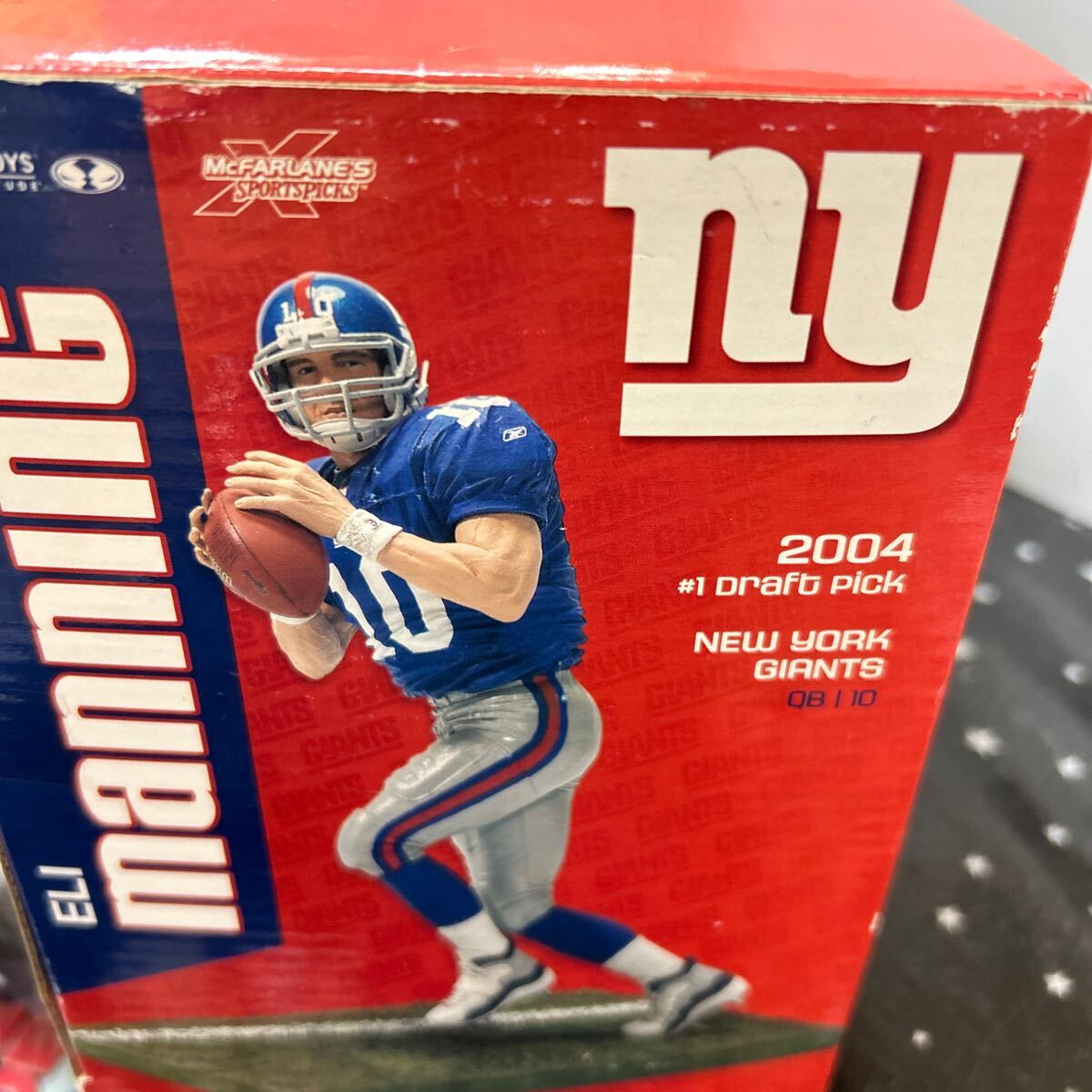 NFL McFarlane 2004 Series 4 Deluxe 2Pack The Manning Brothets Payton Manning/Eli Manning マクファーレン マニング兄弟フィギュア NFL McFarlane 2004 Series 4 Deluxe 2Pack The Manning Brothets Payton Manning/Eli Manning マクファーレン マニング兄弟フィギュア