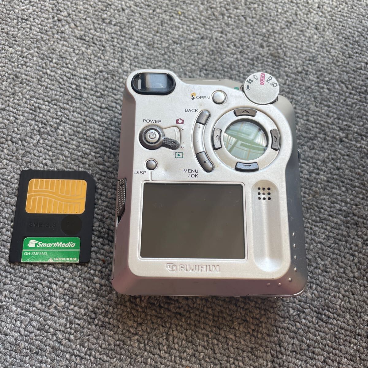 Yahoo!オークション -「finepix 6800z」(コンパクトデジタル Yahoo!オークション -「finepix 6800z」(コンパクトデジタル