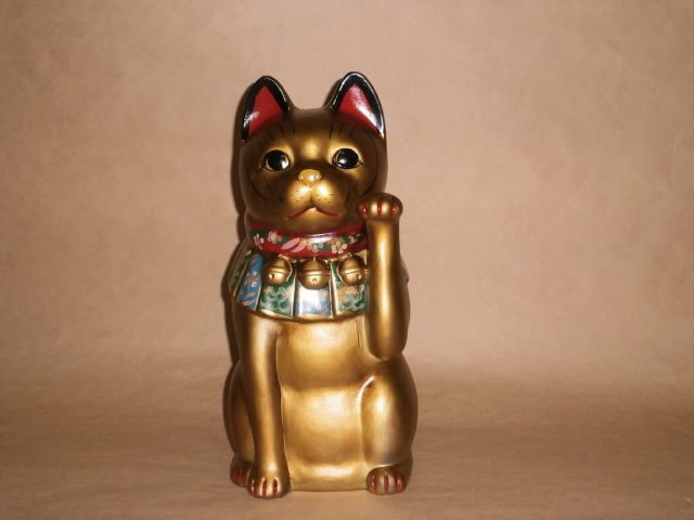 招き猫 瀬戸焼 染付猫 桐箱入り 金襴座布団付 陶器 置物 金運