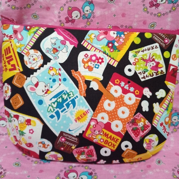 51A-44 昭和レトロはいから横町駄菓子柄 ファスナーポーチ はいから横丁 ハイカラ横丁 レトロアニマル レトロポップ