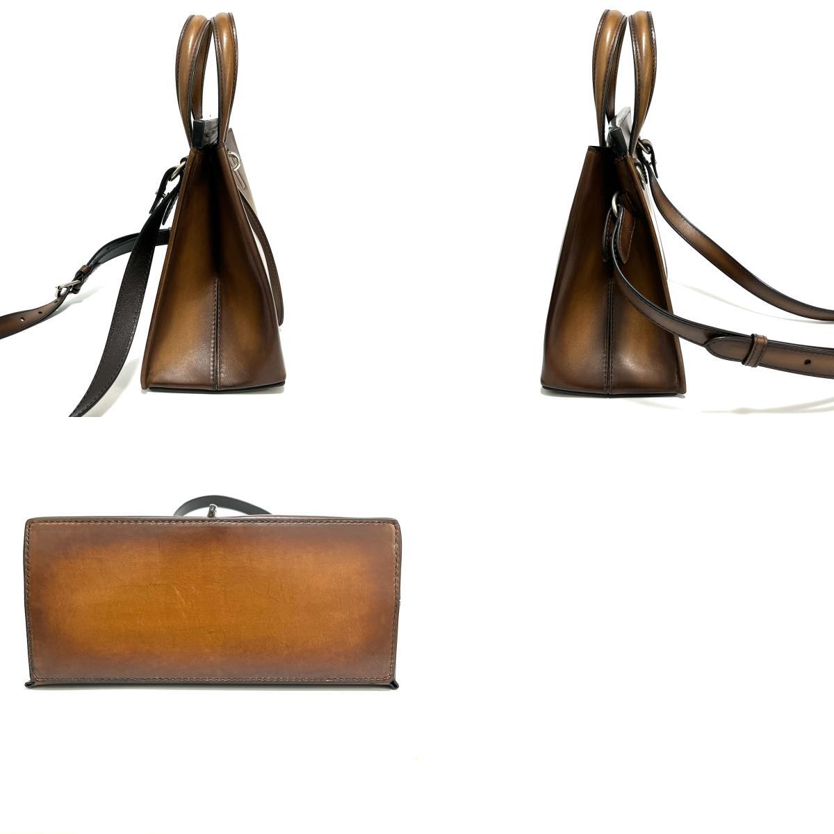 【 BERLUTI】ベルルッティ ルティ25 レザー メッセンジャー 2way ハンドバッグ ショルダーバッグ ブラウン 18398 【 BERLUTI】ベルルッティ ルティ25 レザー メッセンジャー 2way ハンドバッグ ショルダーバッグ ブラウン 18398