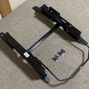 RECARO ヴェゼル RV5 シートレール 運転席側 中古品