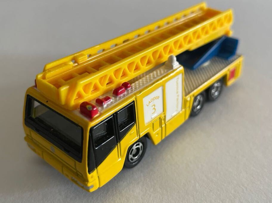 2025年最新】Yahoo!オークション -ハシゴ消防車(トミカ)の中古品 2025年最新】Yahoo!オークション -ハシゴ消防車(トミカ)の中古品