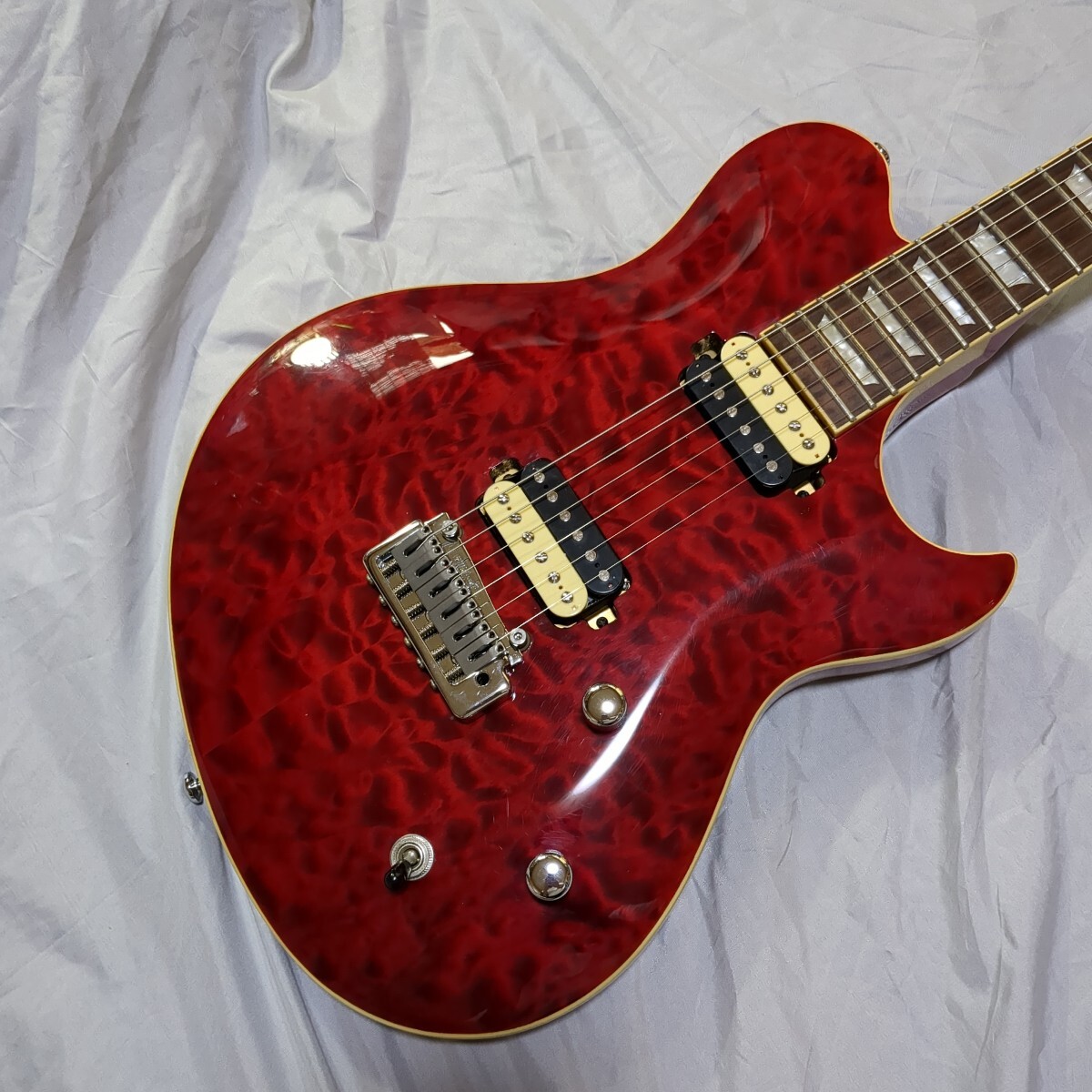 グレッグベネットギターズよりTLシェイプのホロウモデルが2機種登場！ | ギタセレ（Guitar Selection）