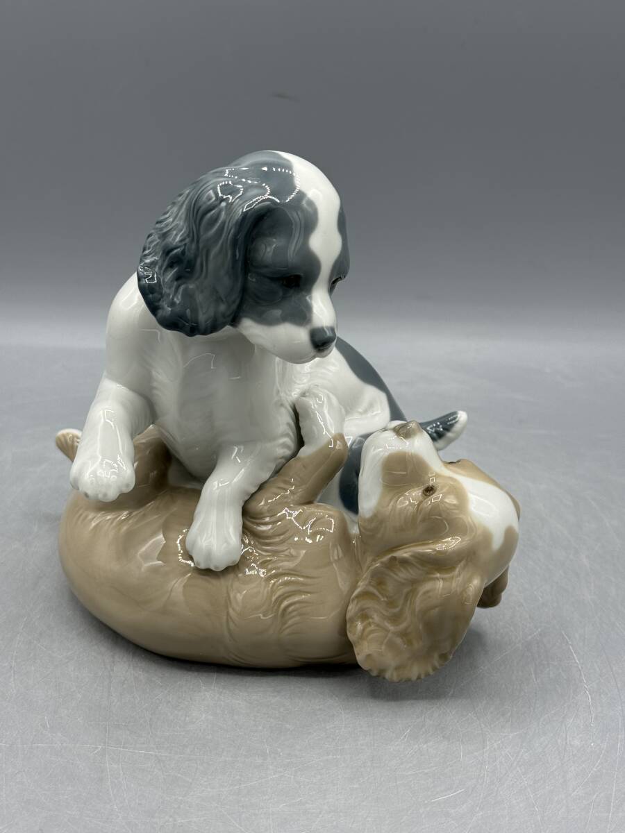アンティーク 犬のフィギュリン 陶器人形 イギリス 置物 | 雑貨