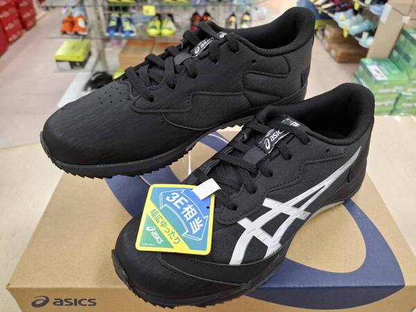 新品即決22.5cm★asicsアシックス LAZERBEAMレーザービーム 1154A182 ジュニア ランニング☆運動靴 ひも靴シューレース 子供靴!NEWモデル