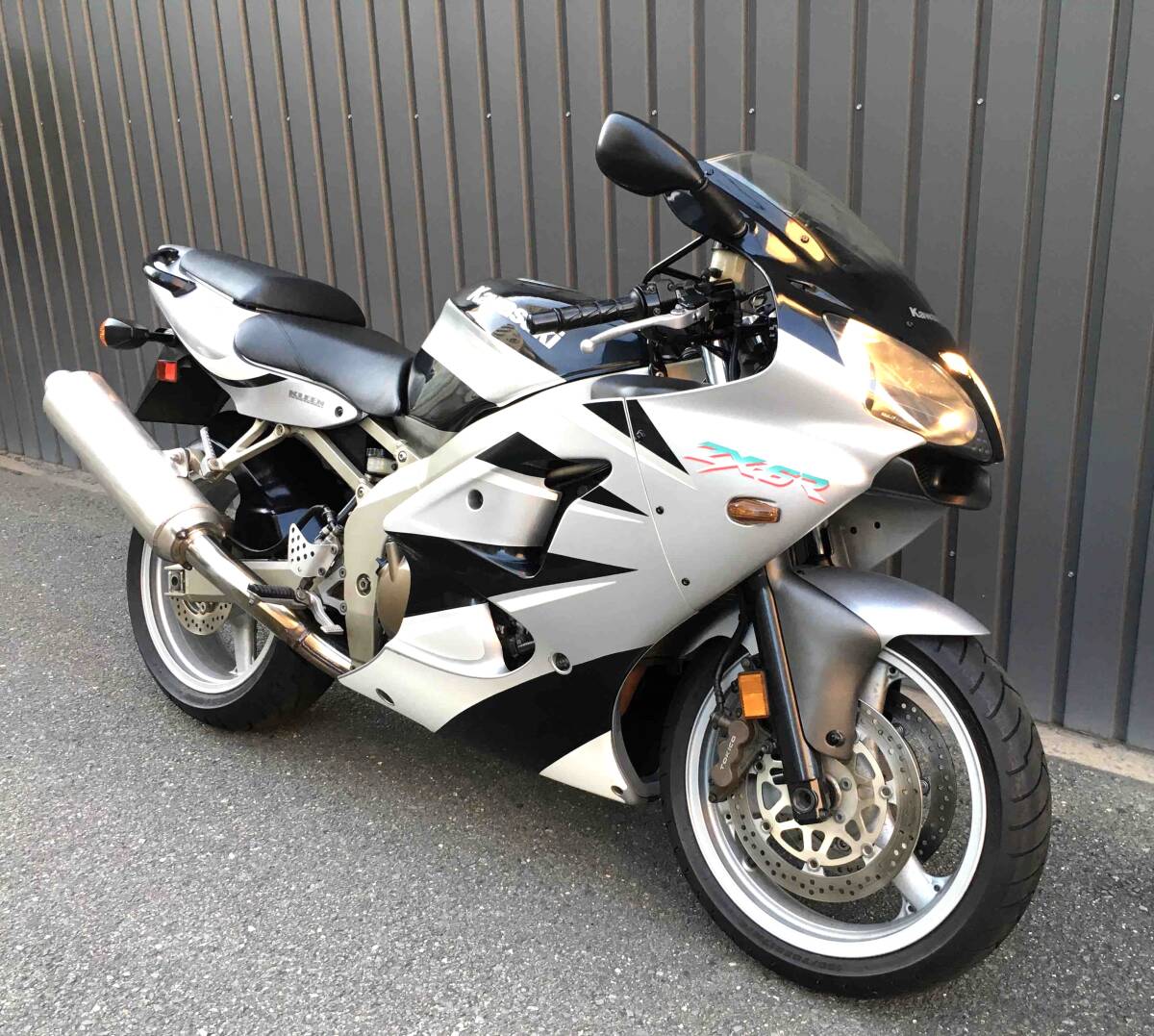 Yahoo!オークション -「ZX-6R」の落札相場・落札価格 Yahoo!オークション -「ZX-6R」の落札相場・落札価格