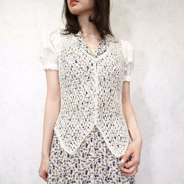 USA VINTAGE PEARL LACE DESIGN CROCHET VEST/アメリカ古着パールレースデザイン鍵網みベスト
