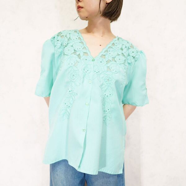 USA VINTAGE LACE DESIGN HALF SLEEVE NO COLLAR SHIRT/アメリカ古着レースデザイン半袖ノーカラーシャツ