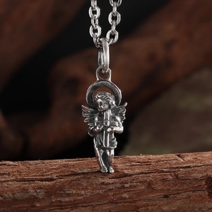入荷!十字架を抱える天使 平和への道 激ミニ ネックレス