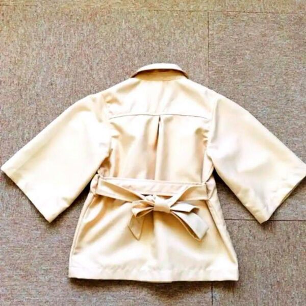 美品 キッズトレンチコート 100ベージュ 女の子 春秋物