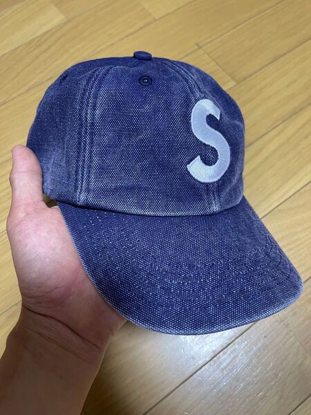 Supreme Pigment S Logo 6-Panel "Navy"