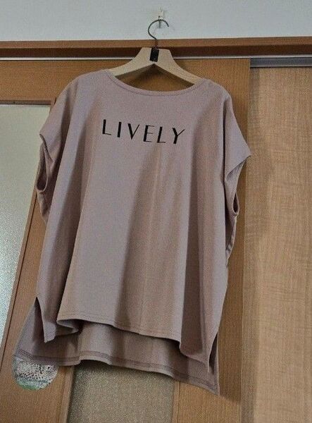 フレンチ 袖 ロゴTシャツ