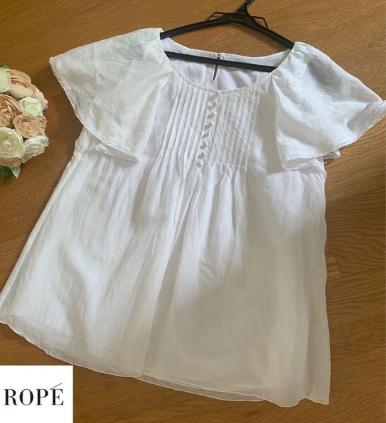 美品!ロペ ROPE ブラウス チュニック レース 白 ふんわり カットソー