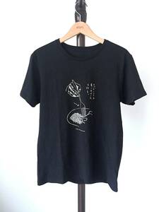 伊丹十三　Tシャツ－Mサイズ『スパゲッティを巻くスペースを作る』（黒・半袖・薄手）