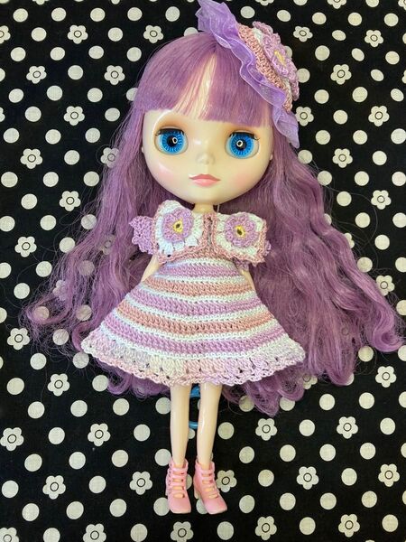 デイジーの大きな襟がかわいいワンピースとヘッドドレス ネオサイズ